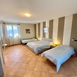 בית הארחה The 4*